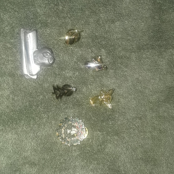 Pins (lot of 6) - Picture 2 of 4
